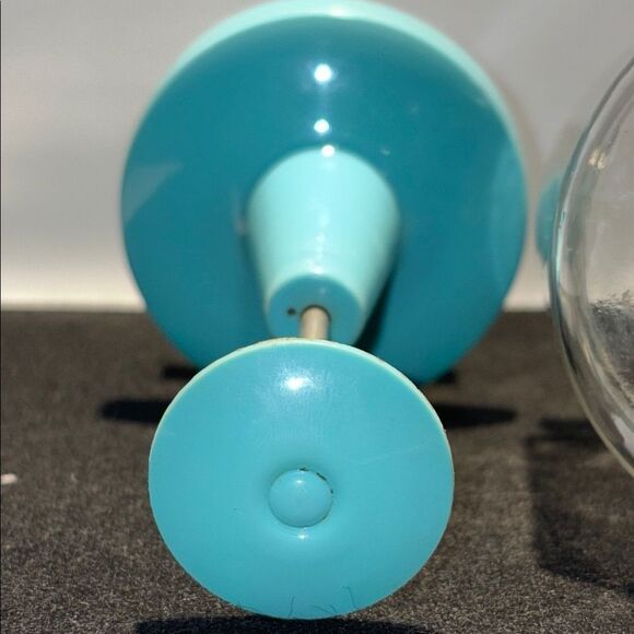 Vintage glass food chopper - Picture 10 of 10